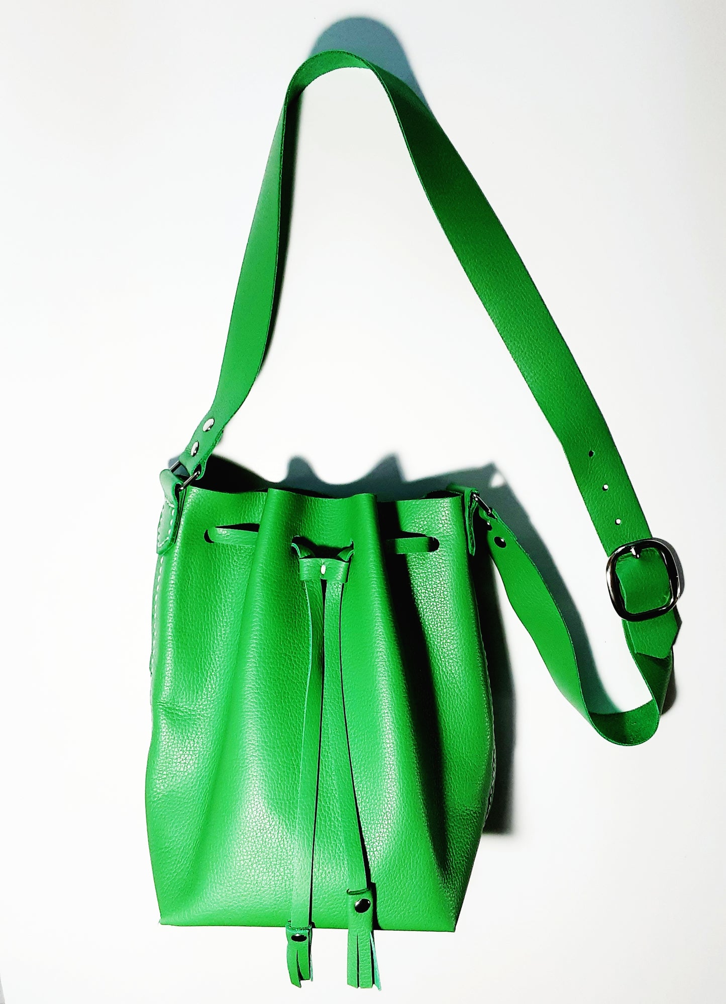 Bucket Bag 100% Leather Crossbody Bag